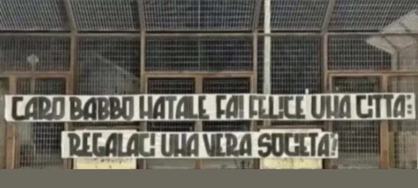 Striscione contro Sciotto Messina