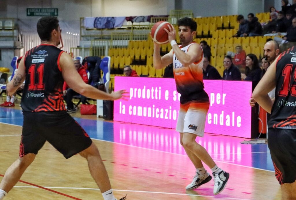 Manu Fernandez
