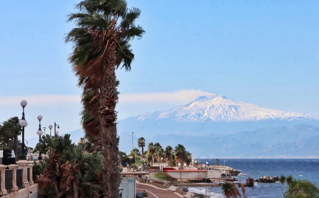 etna innevata 18 dicembre 2024