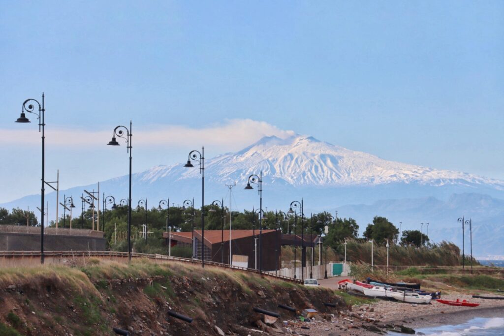 etna innevata 18 dicembre 2024