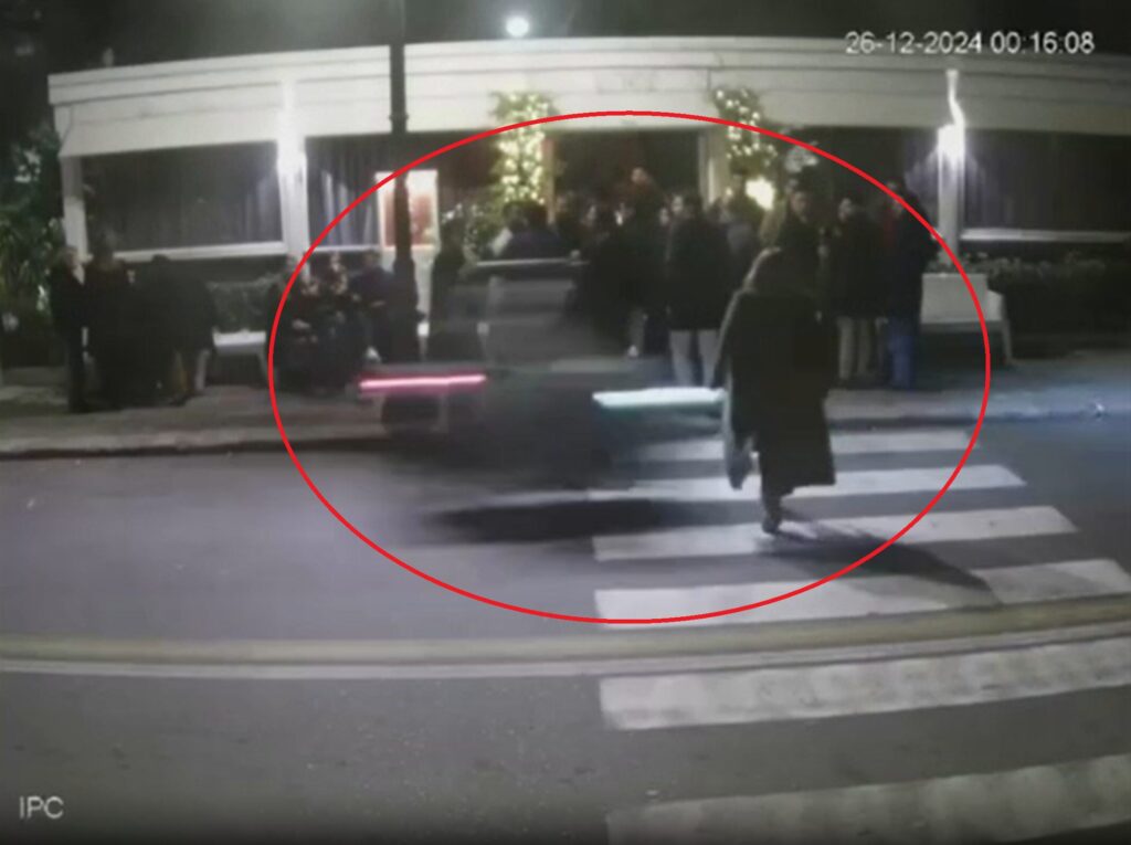 incidente motociclista ragazza travolta strisce reggio calabria lungomare