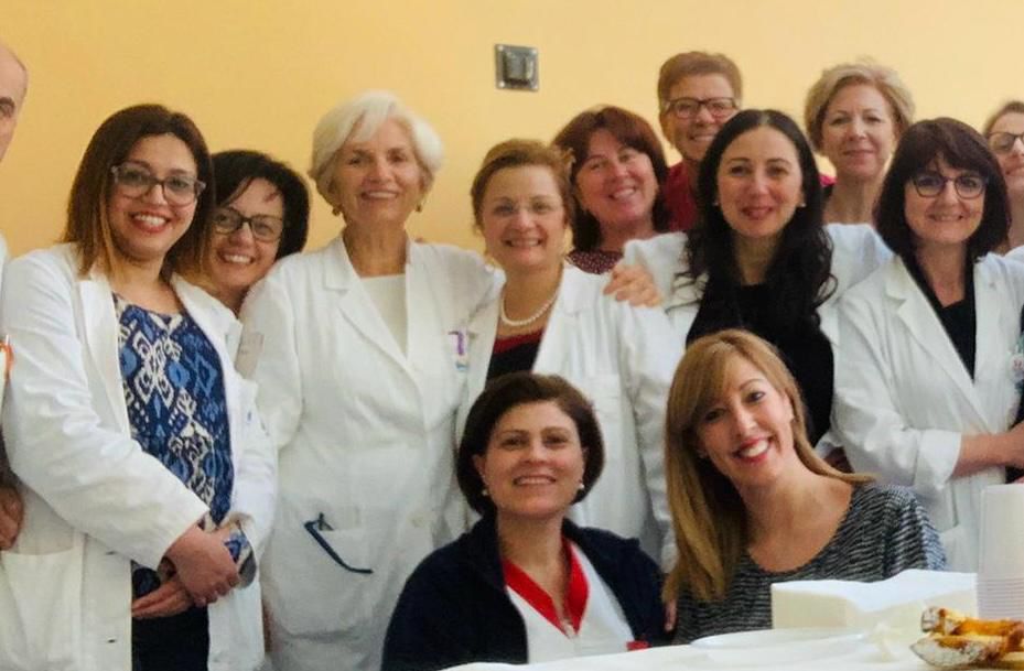 la dottoressa Klein alcuni mebri di Ostetricia e gìnecologia