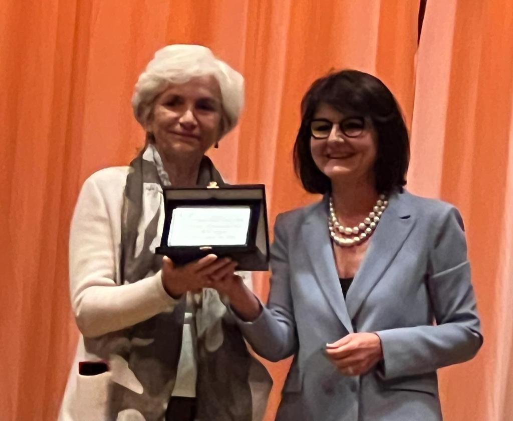 la dottoressa Klein alcuni mebri di Ostetricia e gìnecologia