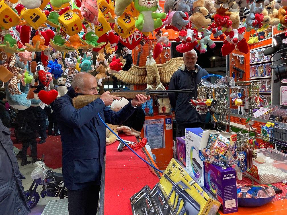 mercatini natale cosenza con sindaco franz caruso