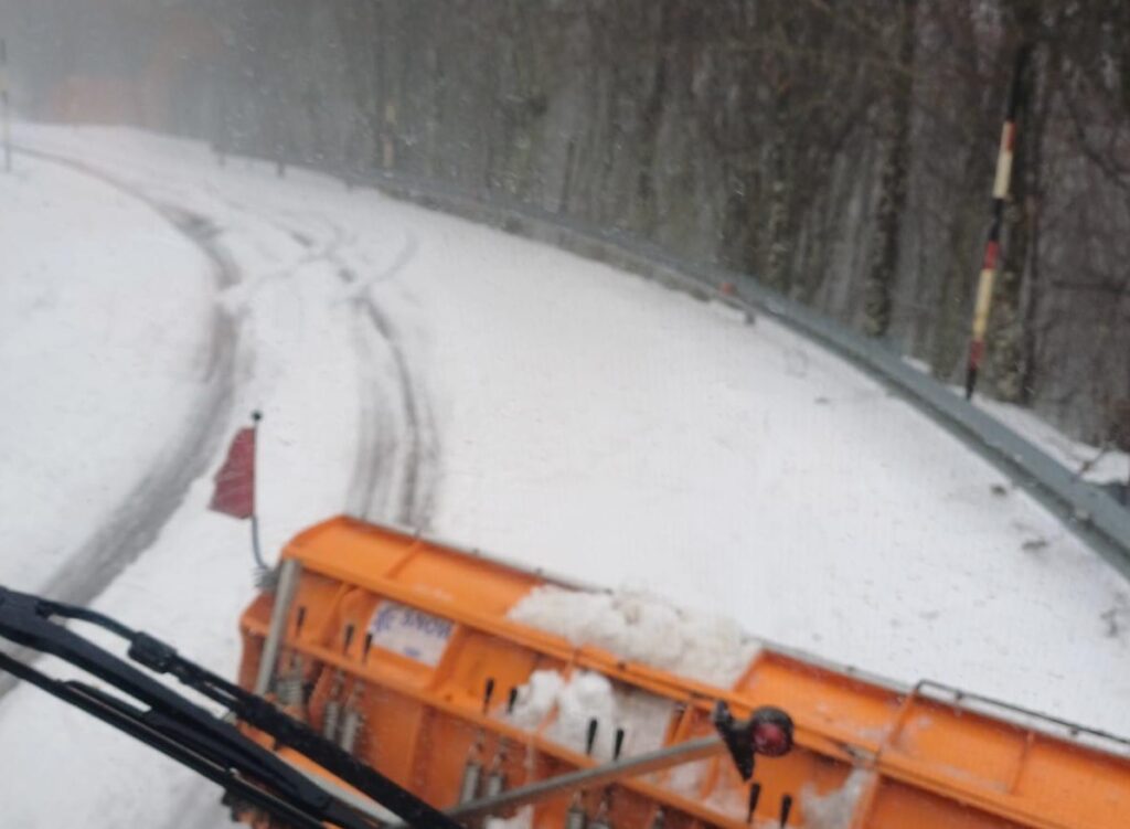 mezzi spazzaneve Messina