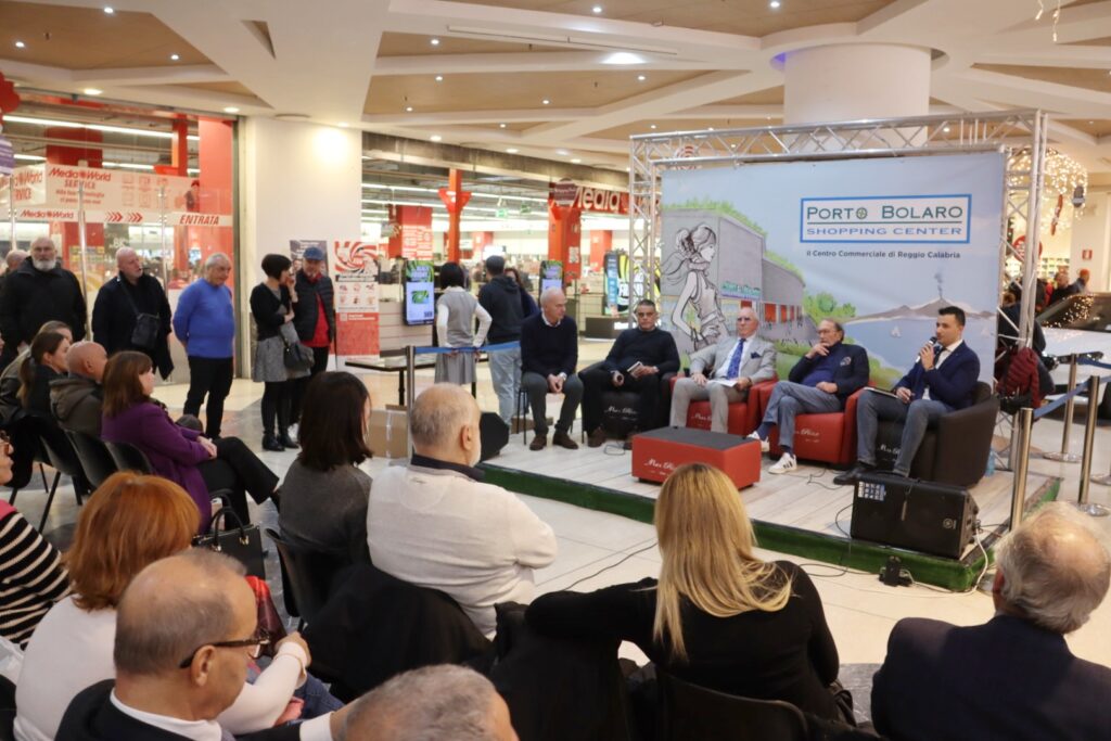presentazione libro putin centro commerciale porto bolaro reggio calabria