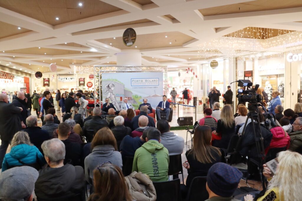 presentazione libro putin centro commerciale porto bolaro reggio calabria