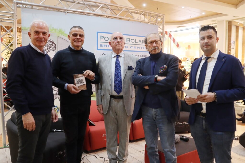 presentazione libro putin centro commerciale porto bolaro reggio calabria
