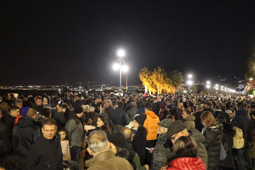 spettacolo droni natale 2024 reggio calabria
