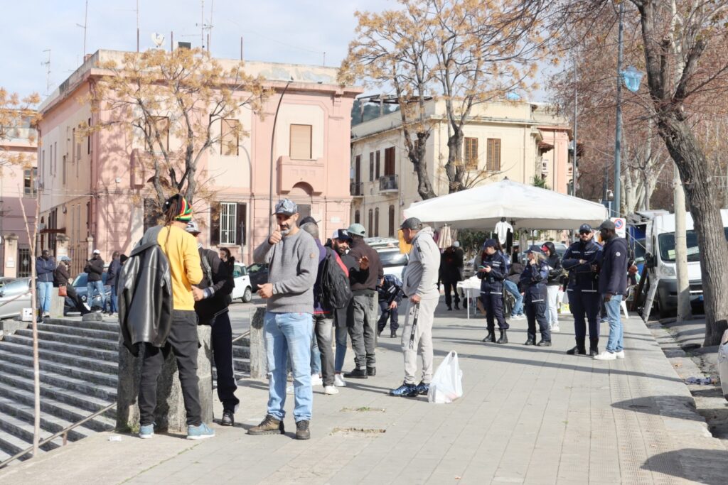 Ambulanti Piazza Popolo Reggio Calabria