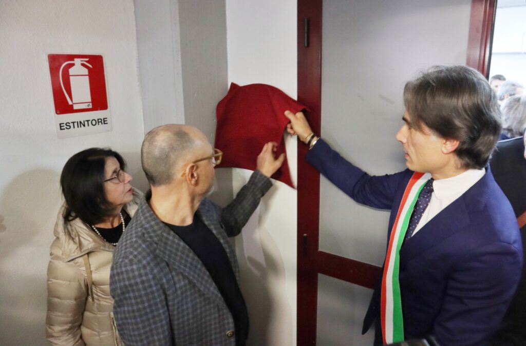 Cerimonia intitolazione sala stampa Granillo a Tonio Licordari