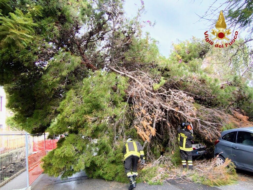 Maltempo Messina - Vigili Fuoco