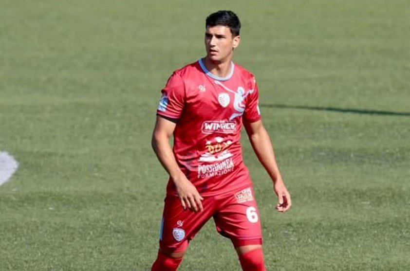 Sam Robaina Val Gallico, Robaina: