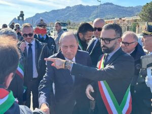 Schifani a Santa Teresa di Riva