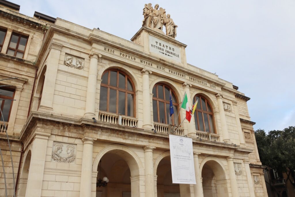Teatro Vittorio Emanuele Messina (5)