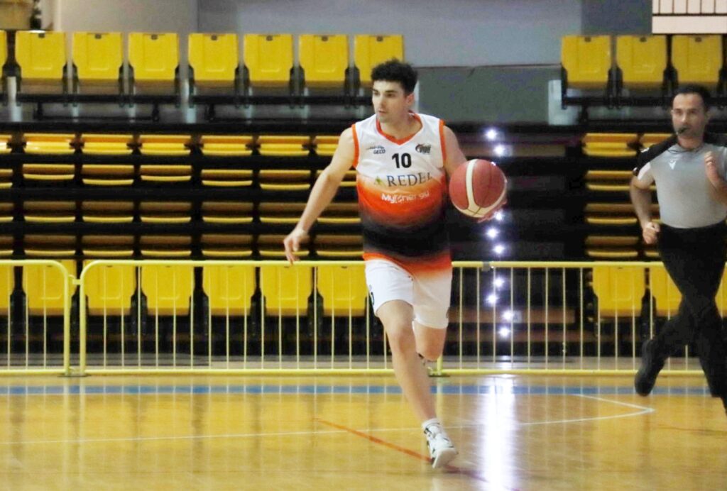 Manu Fernandez