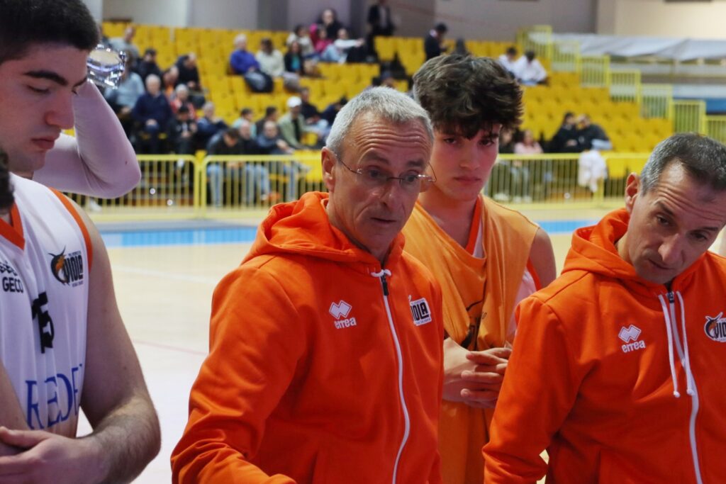 Coach Cadeo