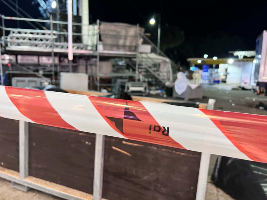 capodanno rai reggio calabria smontaggio palco