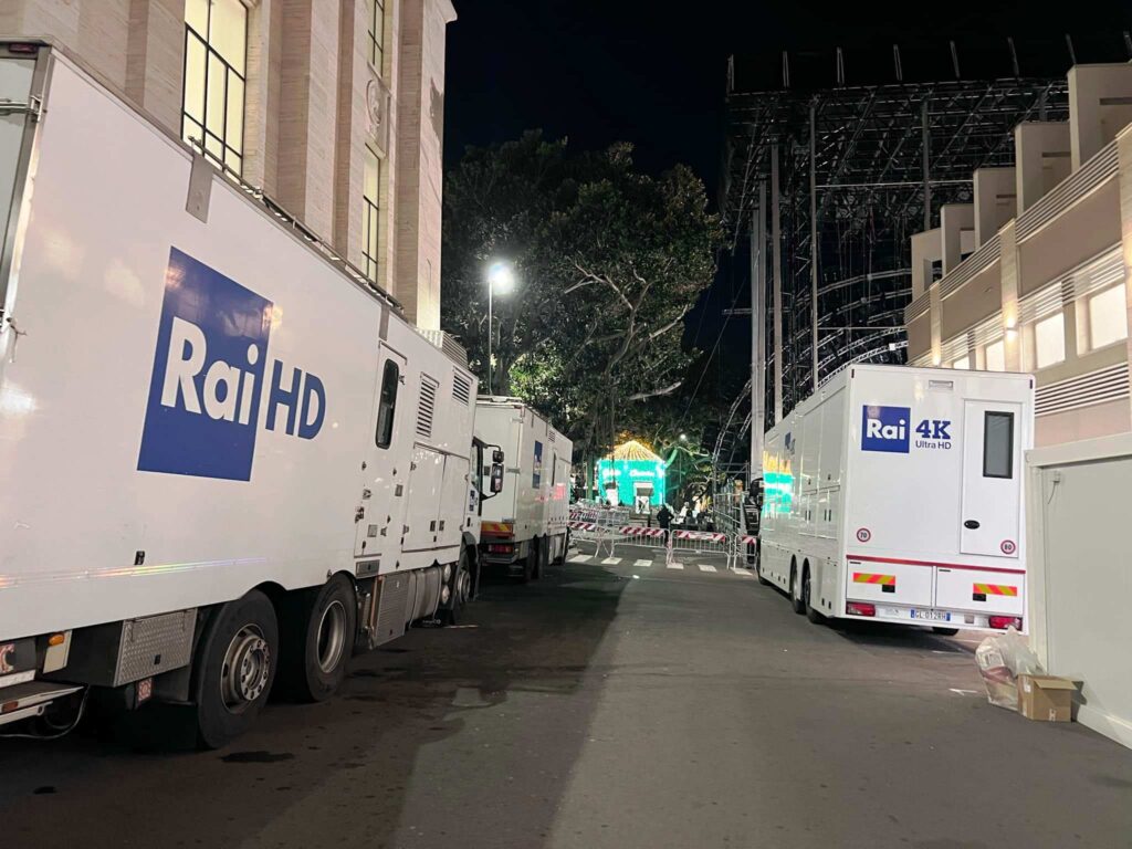 capodanno rai reggio calabria smontaggio palco