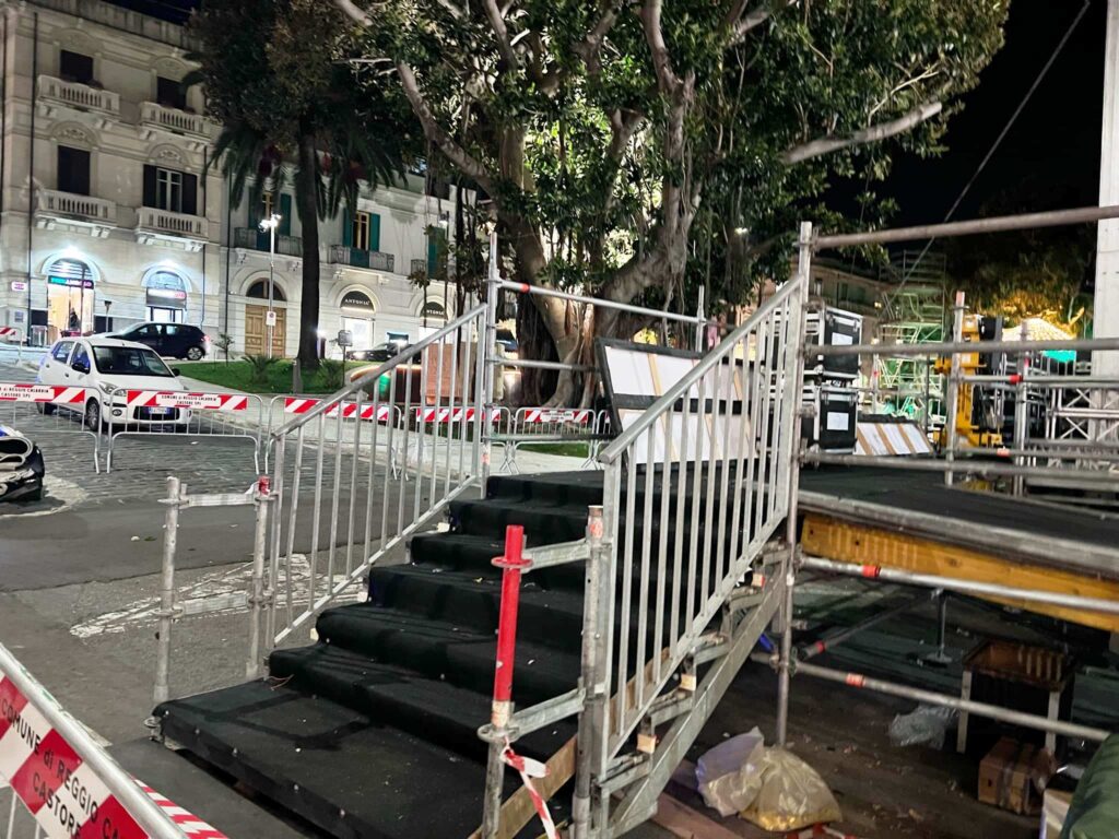 capodanno rai reggio calabria smontaggio palco