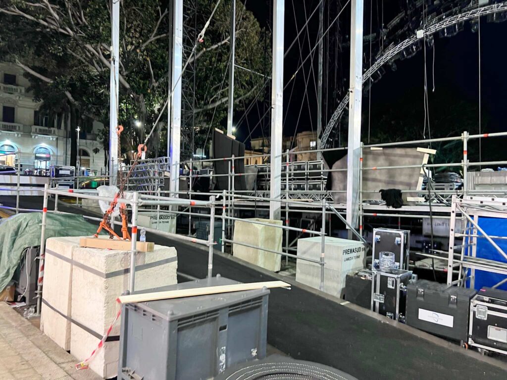 capodanno rai reggio calabria smontaggio palco