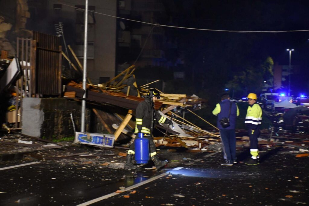 Esplosione gas a Catania