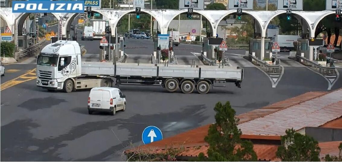 inseguimento autostrada messina polizia