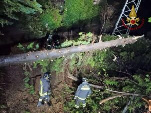 interventi vigili del fuoco notte