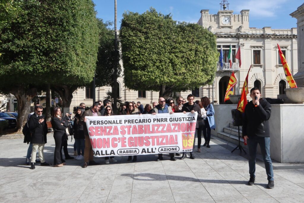protesta precari giustizia