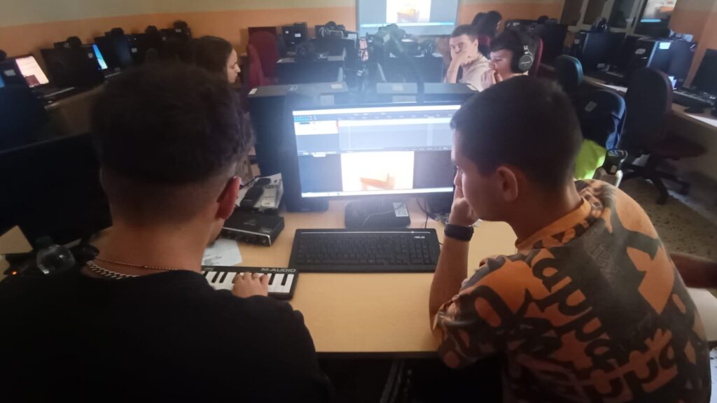 studenti musicale cinquefrondi