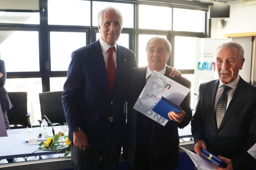 Cerimonia consegna benemerenze sportive Coni