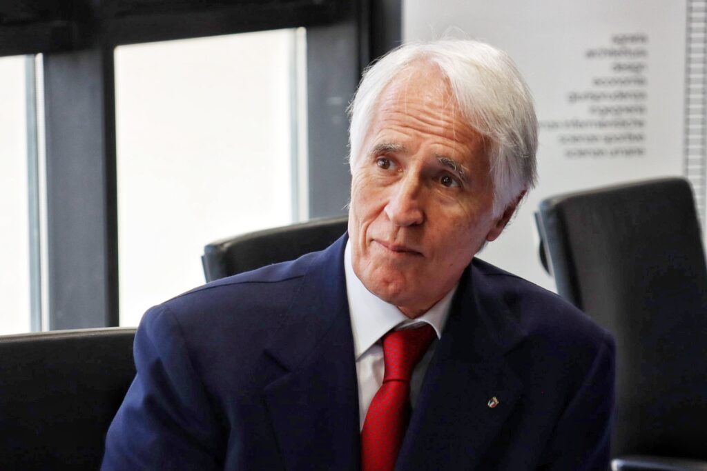 Cerimonia consegna benemerenze sportive Coni Malagò