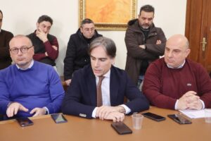 Commissione su Piazza Popolo Reggio Calabria (1)