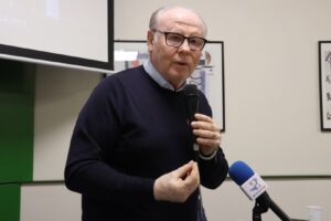 Conferenza stampa su rimonzione targa Palazzo della Cultura