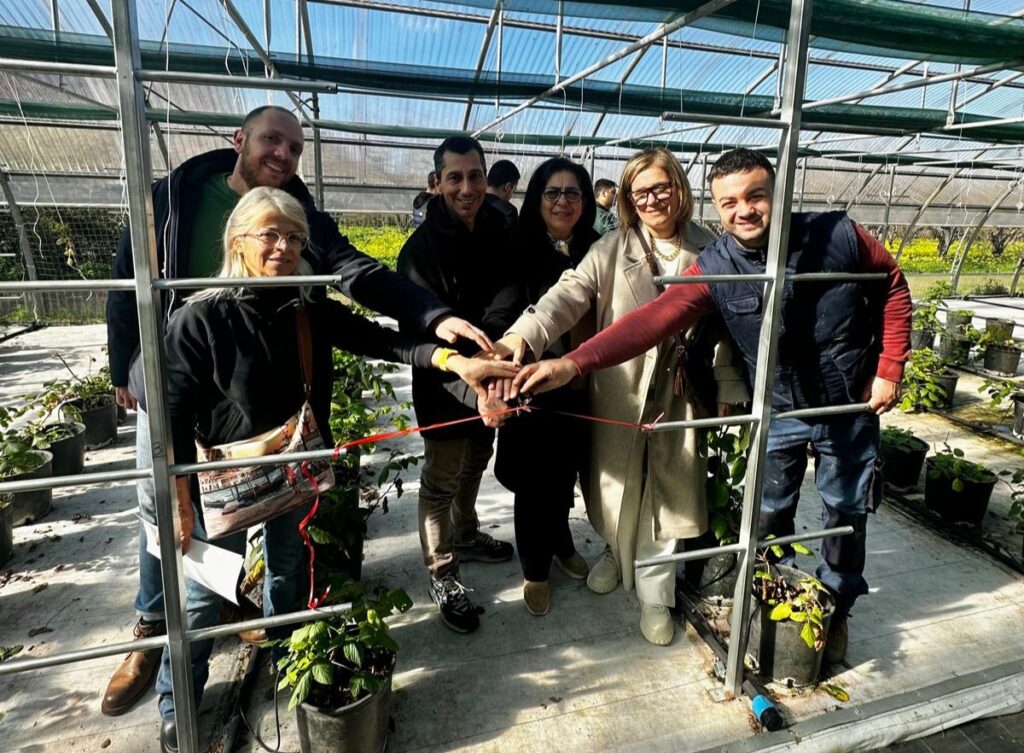 Donazione comitato genitori Einaudi Alvaro Palmi