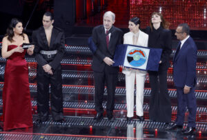 Giorgia e Annalisa vincono la serata cover di Sanremo 2025