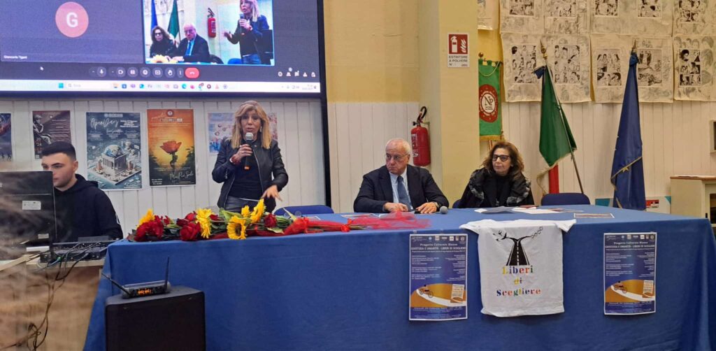 Progetto liberi di scegliere istituto pizi palmi