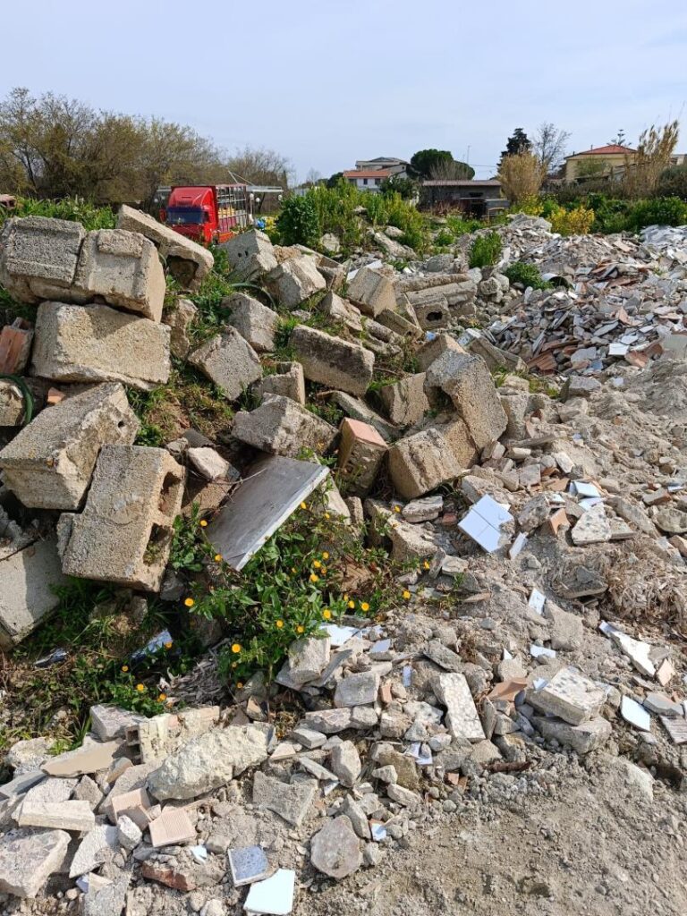 discarica crotone