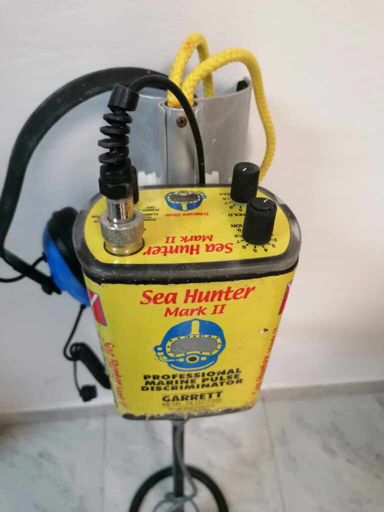 metal detector