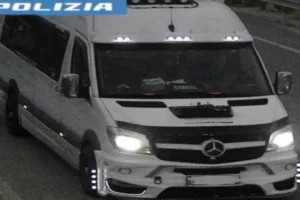 polizia ricercato