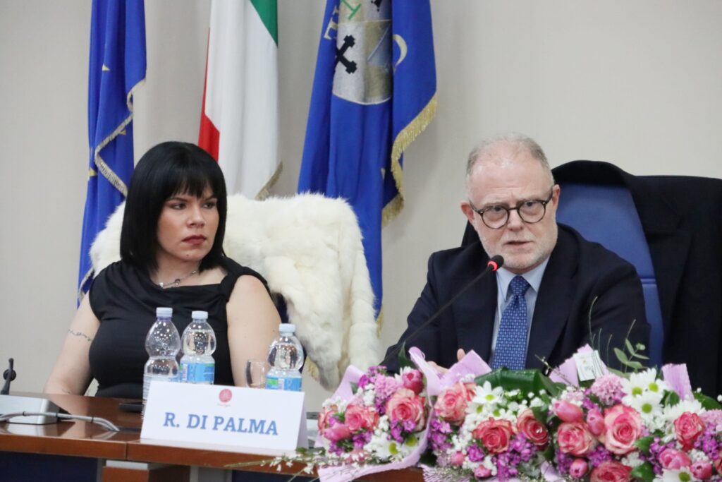 presentazione del libro “Oltre la Paura” maria elisabeth rosanò e procuratore di palma