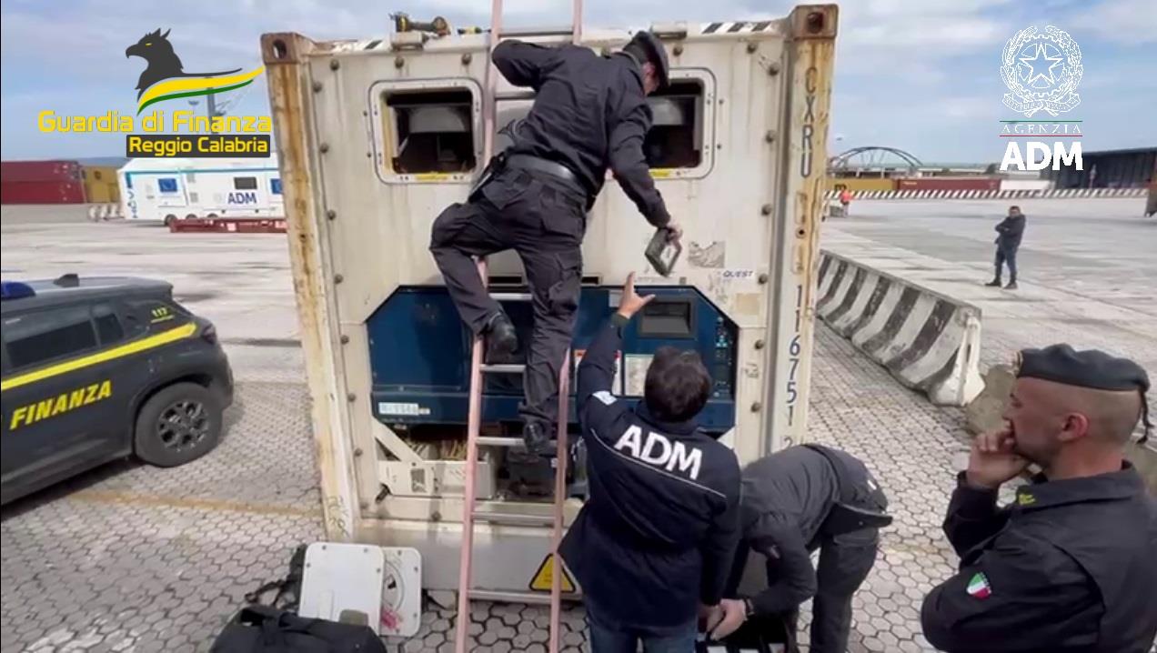 sequestro cocaina porto gioia tauro