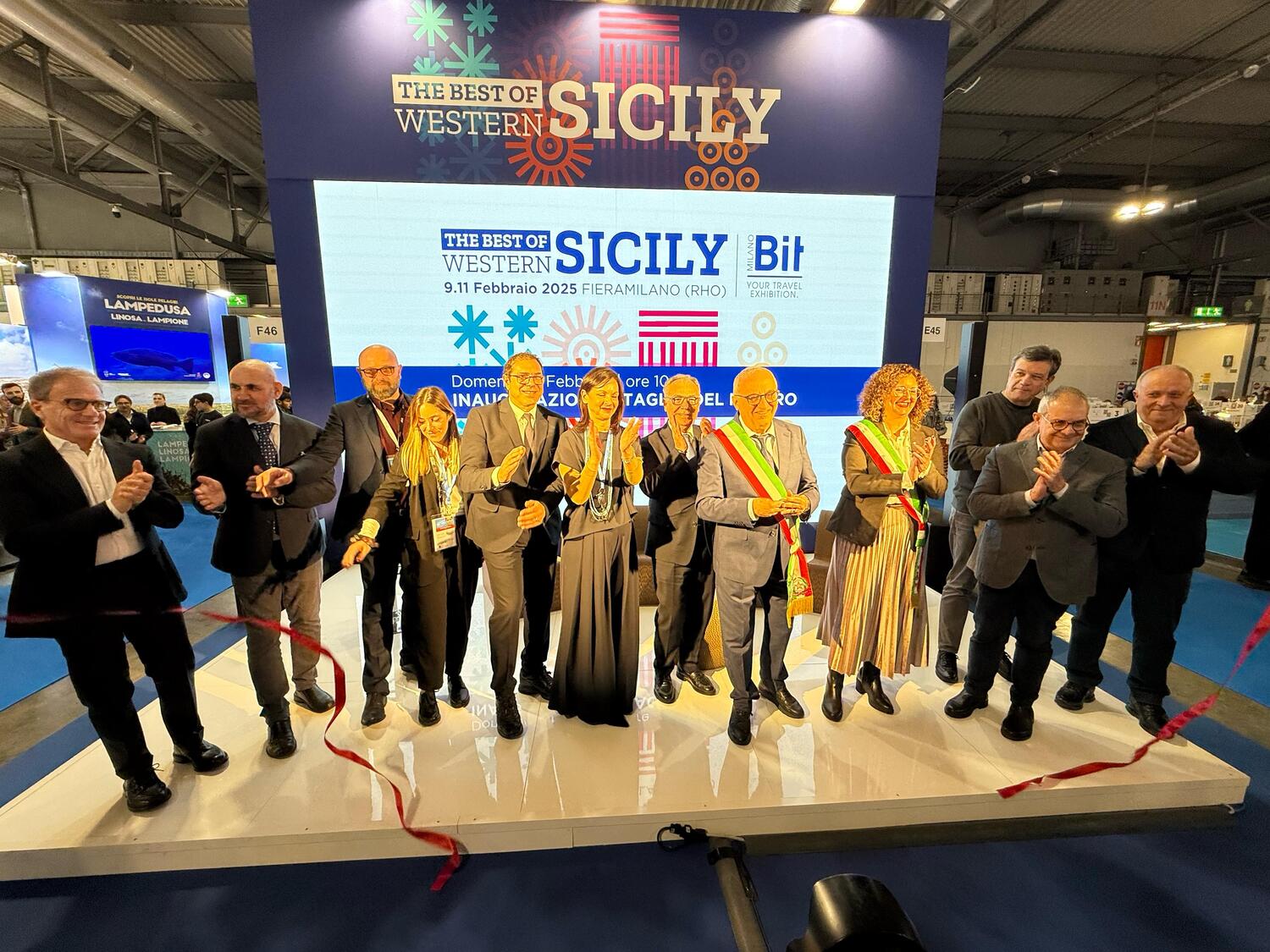 taglio del nastro alla Bit