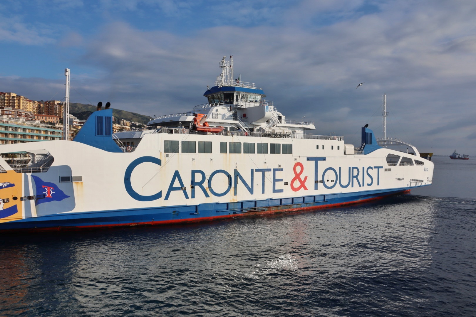 traghetto stretto di messina caronte & tourist (7)