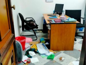 uffici palermo a soqquadro