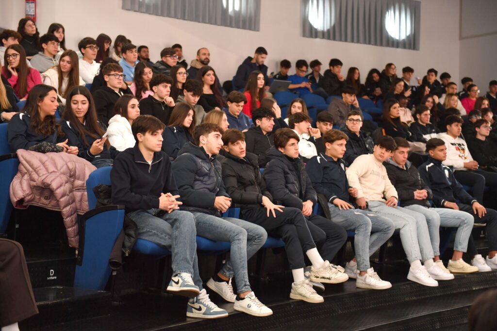 zambrotta cabrini evento mediterranea studenti