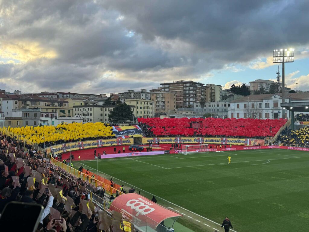Coreografia Catanzaro-Cosenza