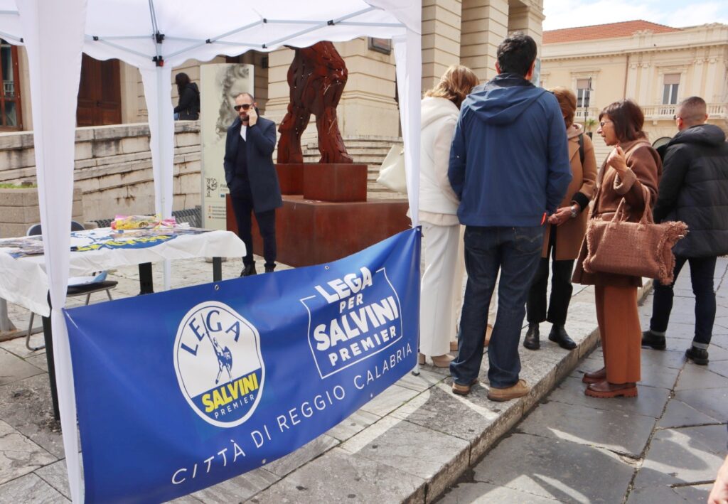 Gazebo Lega Reggio Calabria