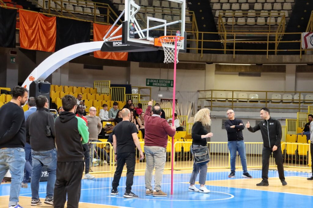 Canestro PalaCalafiore