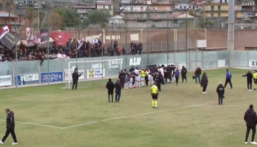 Reggina esultanza finale a Paternò